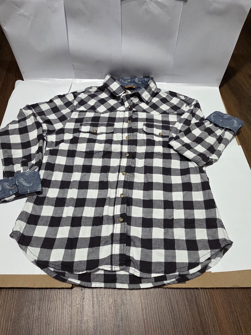 Women's Black & White Plaid Western Snap Button Flannel Shirt | Size M